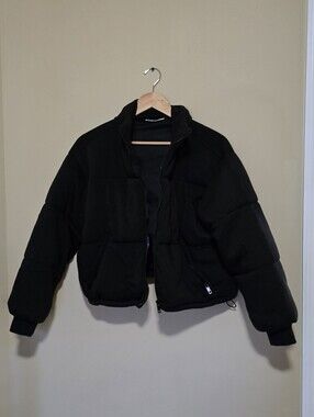 Black Puffer Jacket - Cozy Quilted Zip-Up
